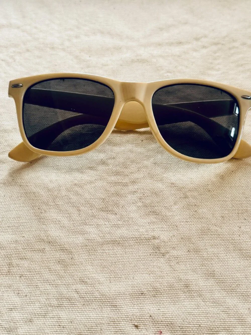 Vintage Classic 1960s Italy Design White Frame Black Sunglasses